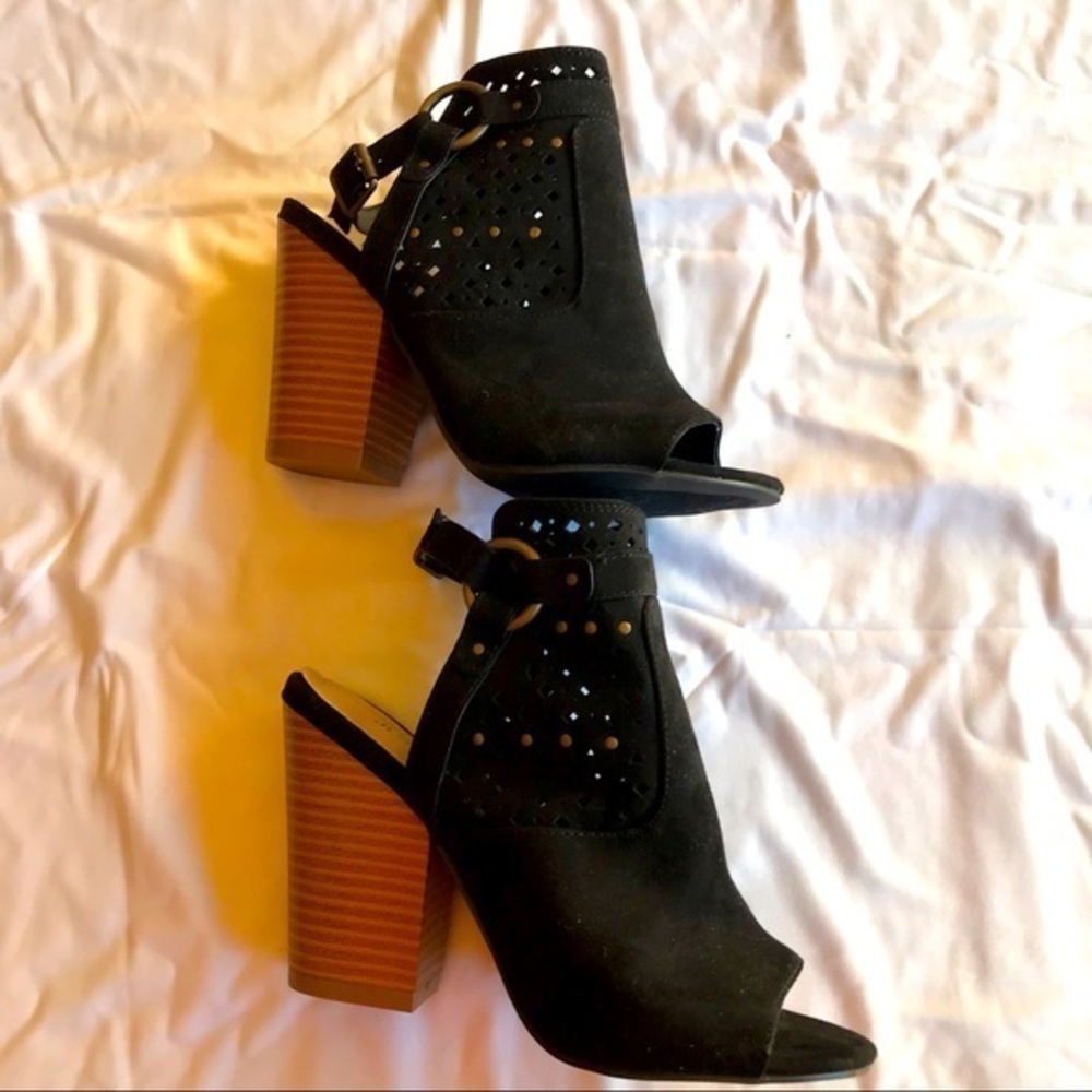JUSTFAB Black RAELYNN WW Open Toe and Heel, Square Heel Shoes-Size 7 NWOT